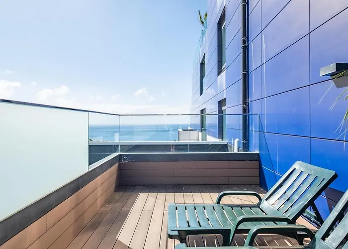 Funchal Casino View, Luxury Apartment, Big Balcony, Free Pool, Wifi And Parking